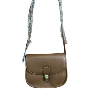 The Sense of Function Tan Brown Crossbody Purse